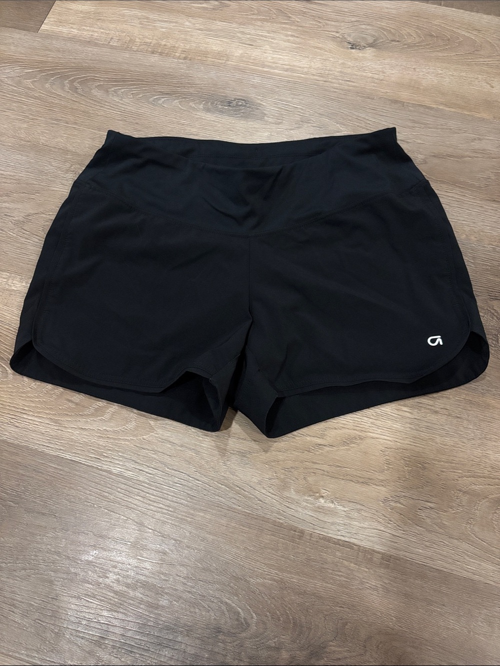 GAPFIT Women's Maternity 3.5” Running Shorts